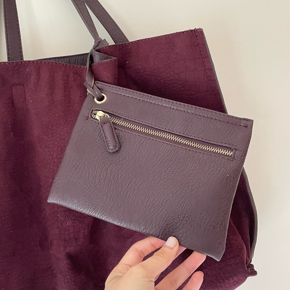 Street level burgundy tote - Picture 2 of 7